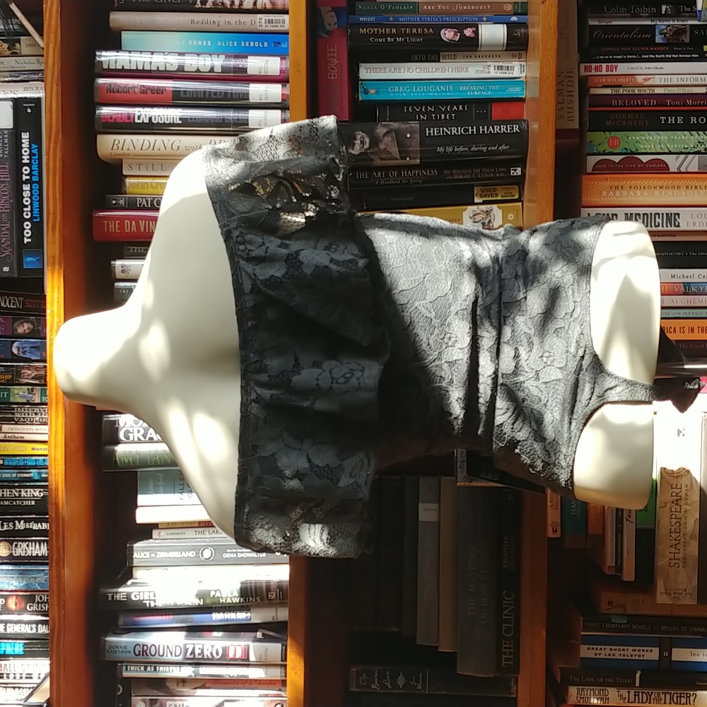 EXPRESS Multi-Way Bodysuit - Picture 7 of 14